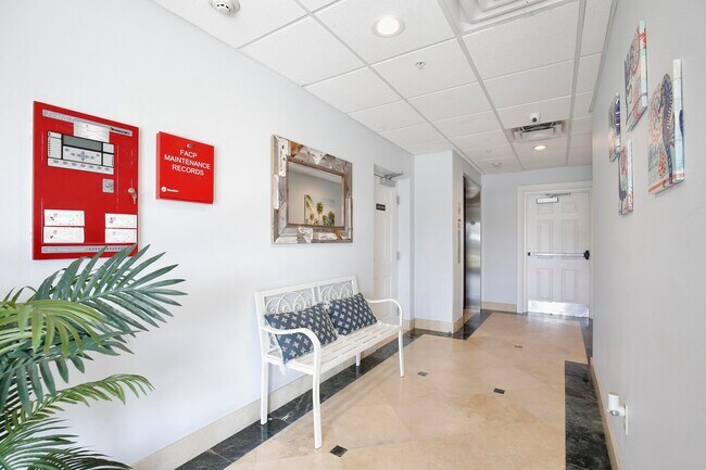 Building Photo - 2465 S Atlantic Ave