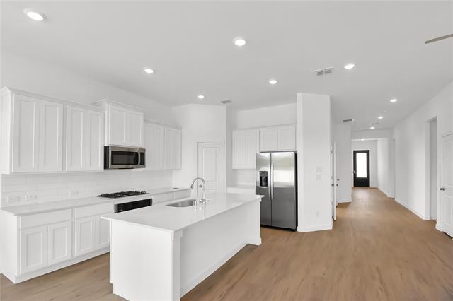 Building Photo - 1504 Adams Dr