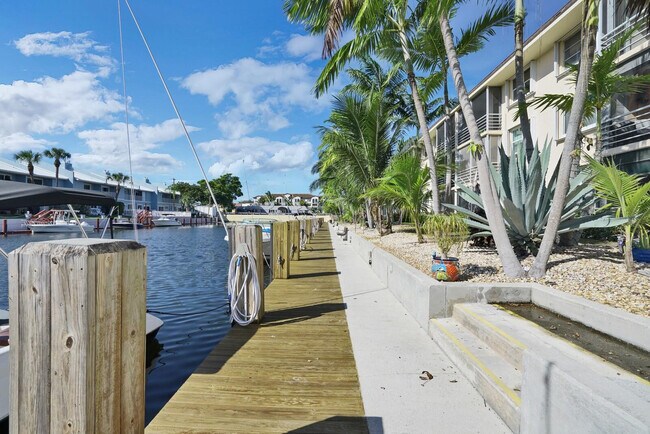 Building Photo - 4502 N Federal Hwy