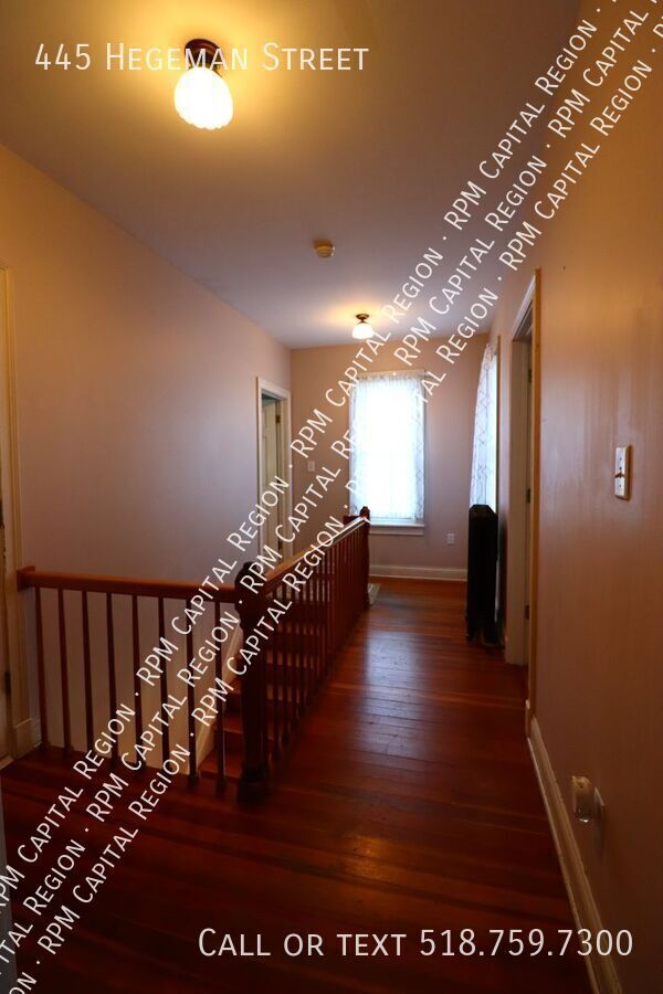 Building Photo - 445 Hegeman St