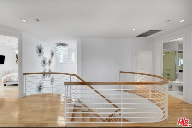 Building Photo - 2752 N Stone View Ct
