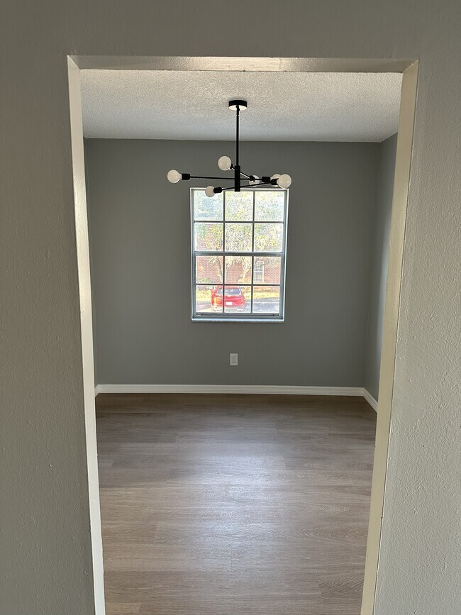 Building Photo - 1062 85th Terrace N