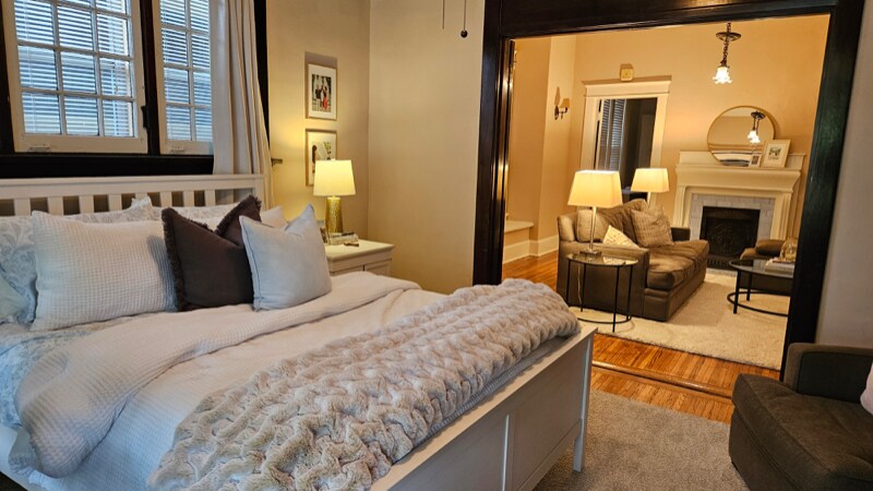 Building Photo - 2217 Belmont Blvd