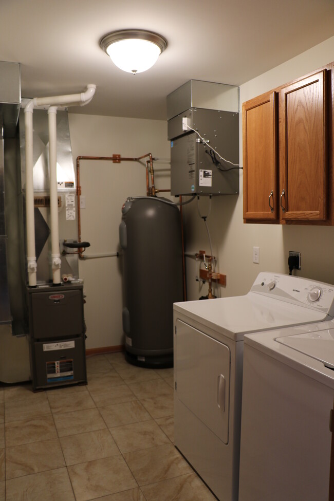 Laundry / Utility Room - 101 Eagle Path