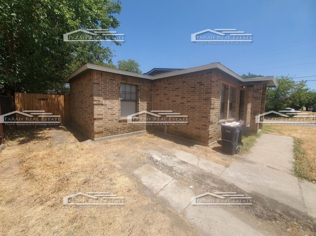 Building Photo - 3/2 Home Now Available in Fort Worth!