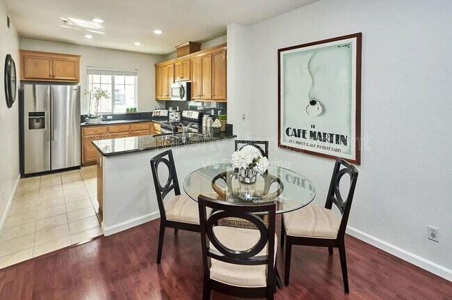 Building Photo - 2125 Winepol Loop