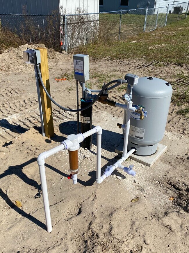 Building Photo - Desirable SW Ocala Neighborhood 3/2/2 *WON'T LAST*