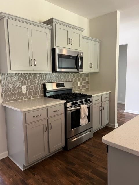 Building Photo - 261 Fenwick Farms Dr