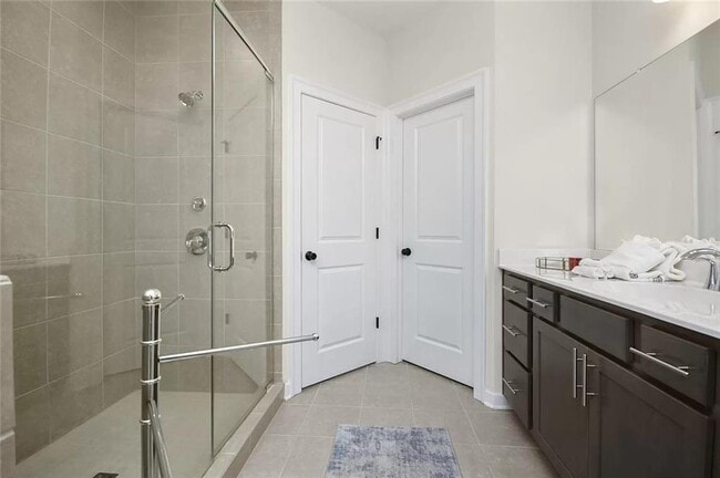 Building Photo - 2048 Holtz Ln