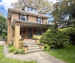 Building Photo - 179 Oakdale Ave