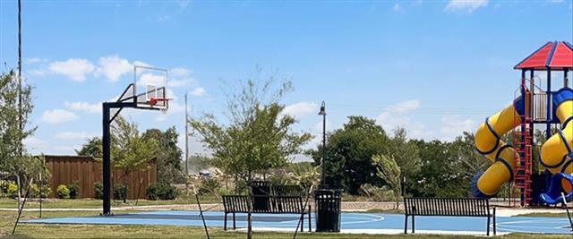 Building Photo - 340 Red Rock Trl