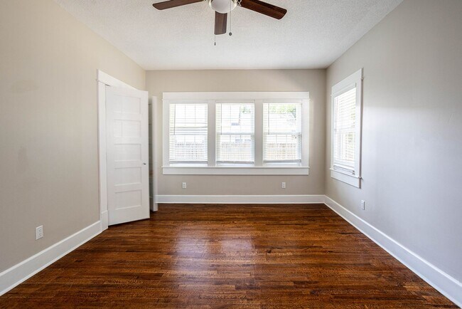 Building Photo - 20 Marion Ave