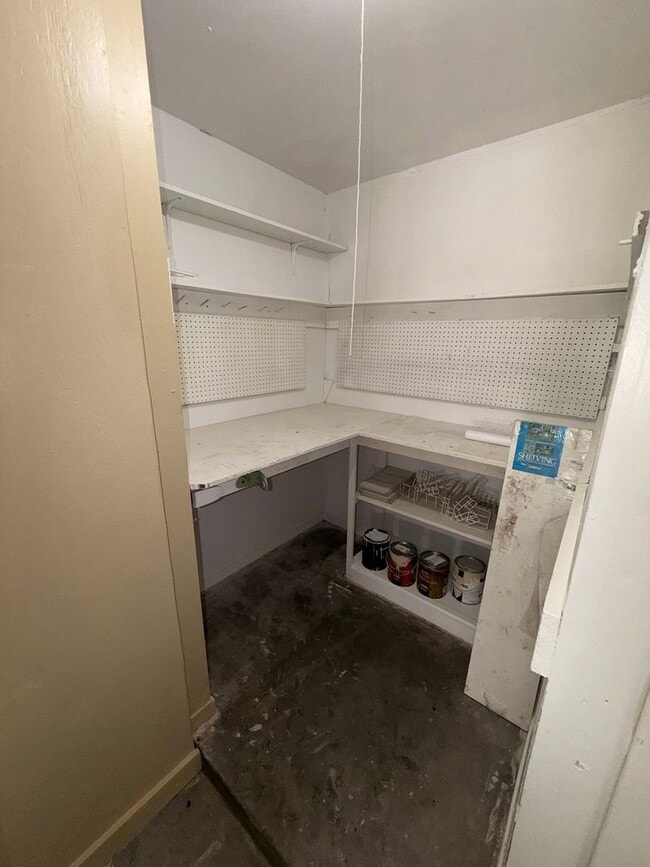 Building Photo - 5313 Carriage Ln