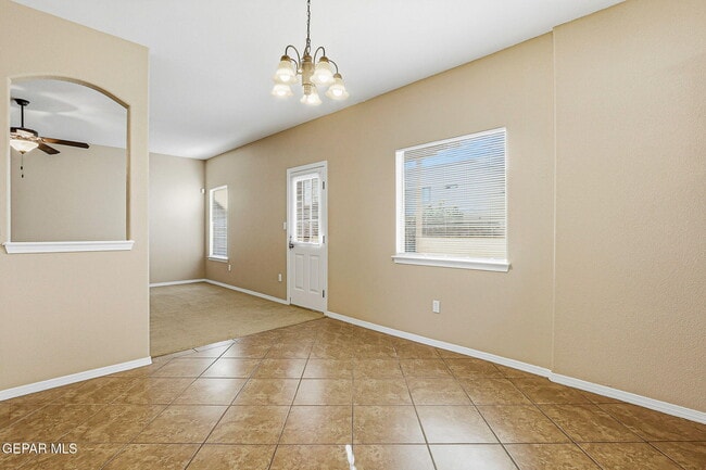 Building Photo - 3165 Sarina Cir