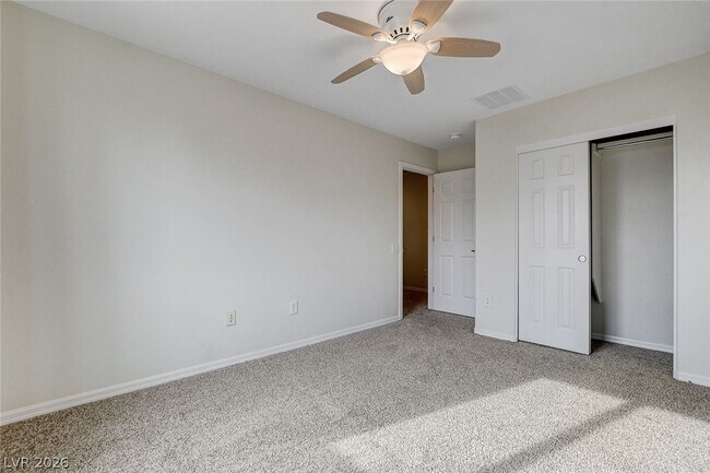 Building Photo - 4229 W Galapagos Ave