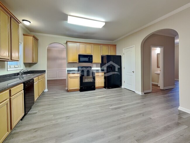 Building Photo - 1054 Falls Brooke Dr