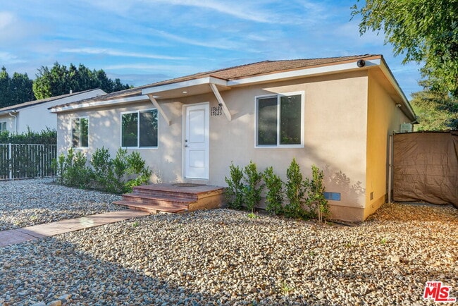 Building Photo - 17623 Burbank Blvd