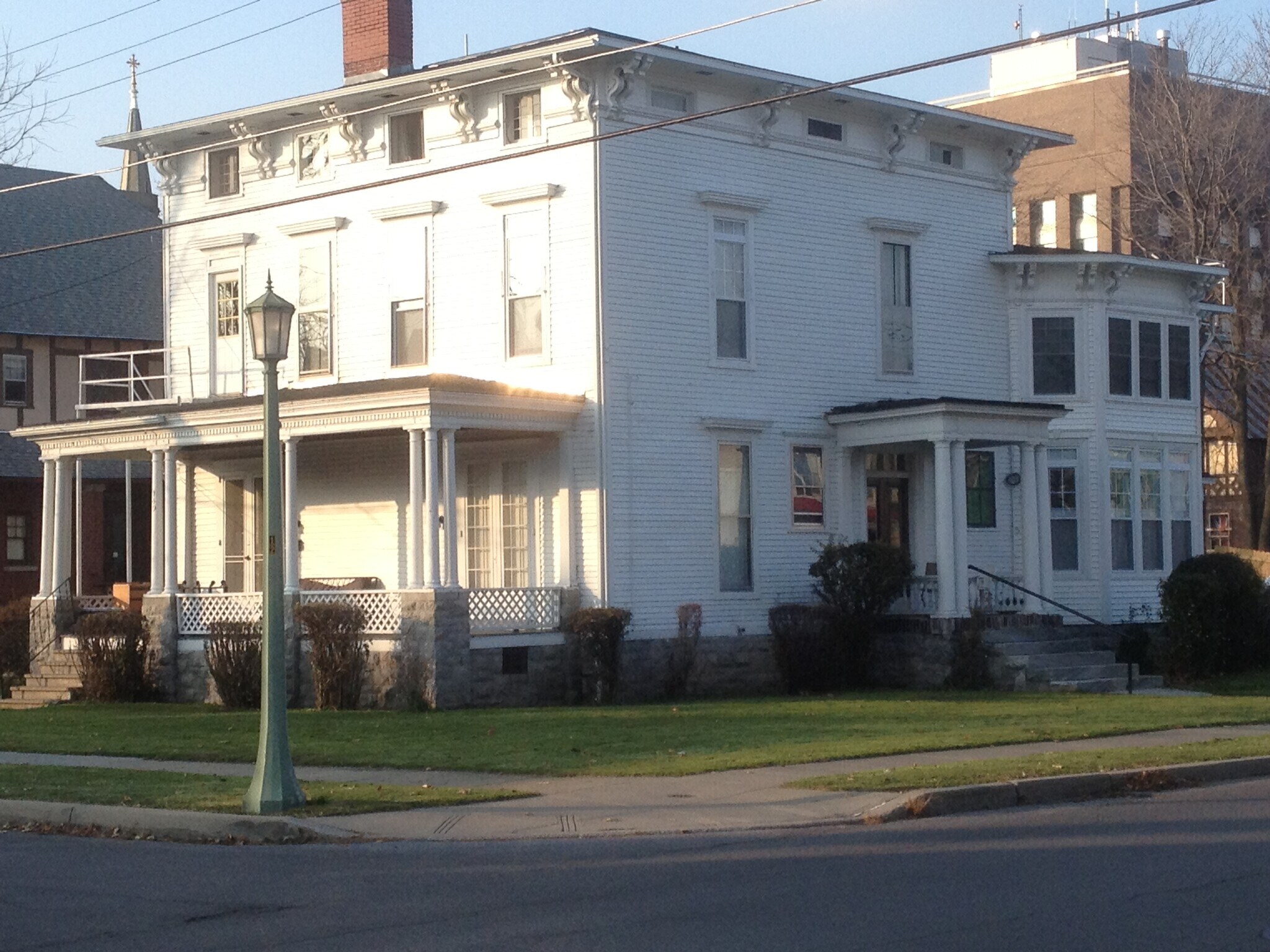 Building Photo - 149 Keyes Ave