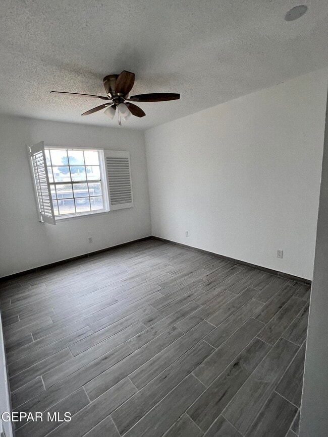 Building Photo - 232 Montego Bay Dr