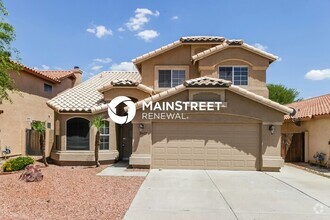 Building Photo - 2607 N 125th Dr