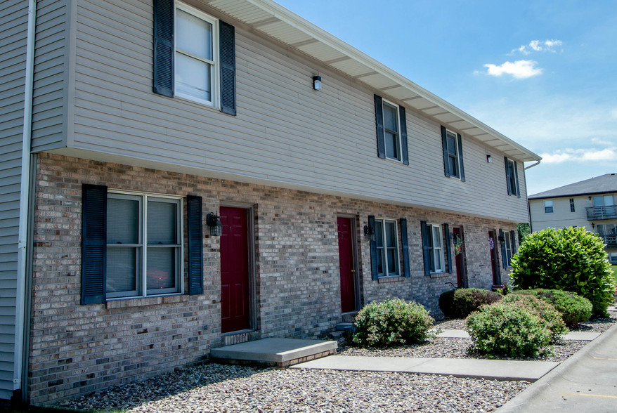 Primary Photo - Hershey Townhomes