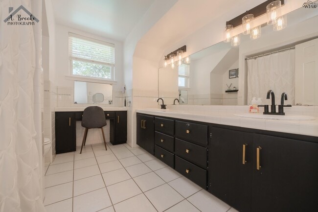 Building Photo - 4306 Briar Cliff Dr