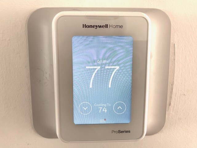 Updated Wi-Fi/ APP Thermostat - 810 Revelstore Ter NE