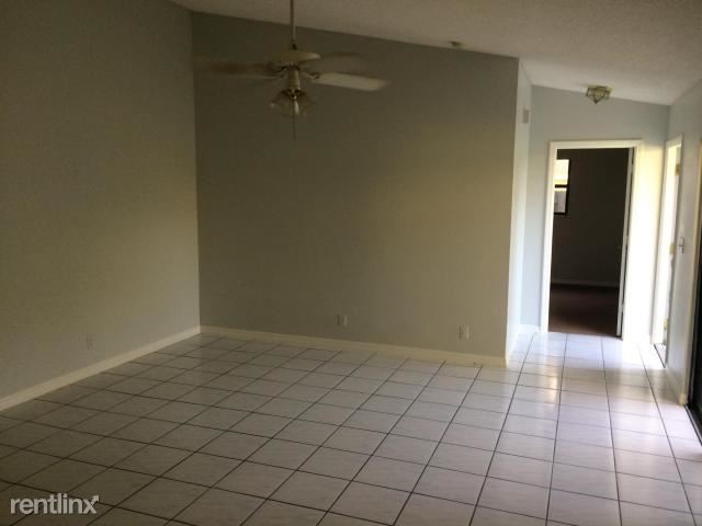 Building Photo - 13789 Bottlebrush Ct