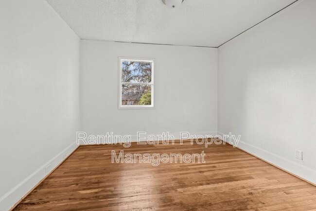 Building Photo - 2511 20th Place Ensley