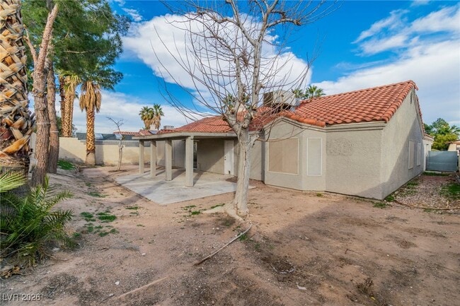 Building Photo - 3975 Duneville St