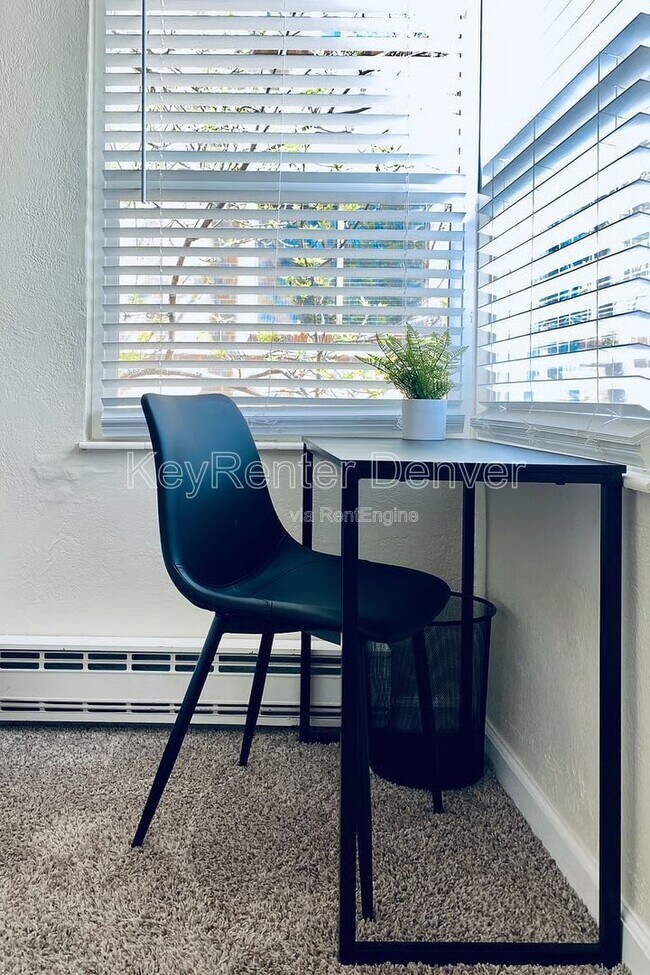 Building Photo - 1456 Ivy St