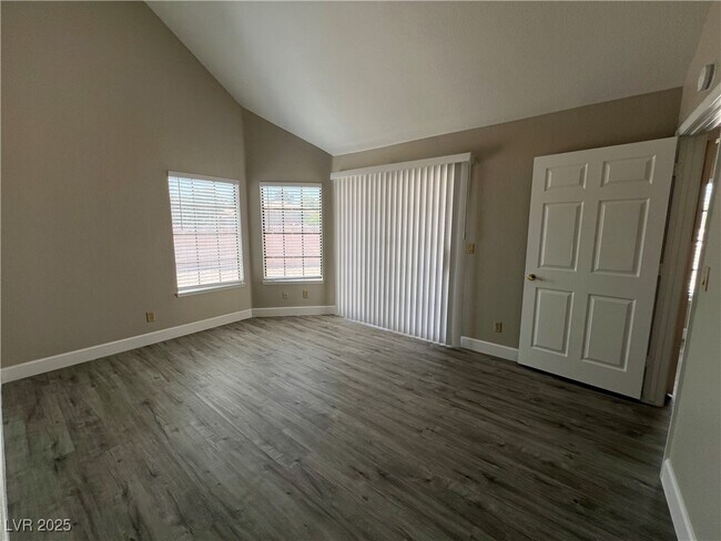 Building Photo - 79 Prairie Dog Dr