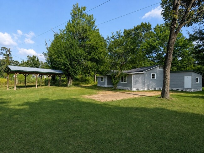 Building Photo - 227 Live Oak Ln