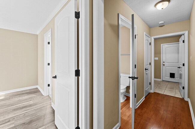 Building Photo - Grovetown home in pool community!