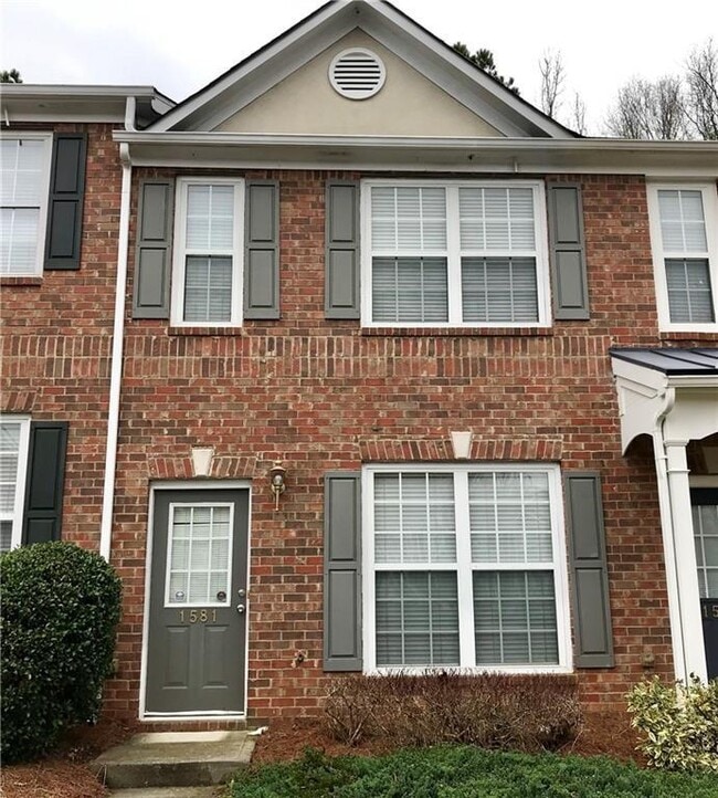Building Photo - 1581 Cove Creek Cir