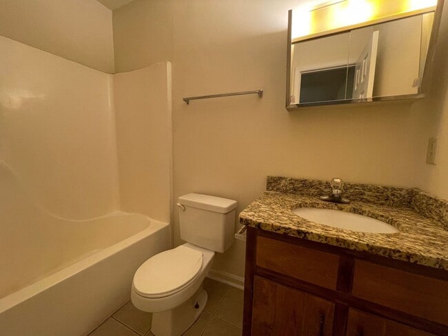 Building Photo - PRE-LEASING FOR AUGUST 7TH, 2026!