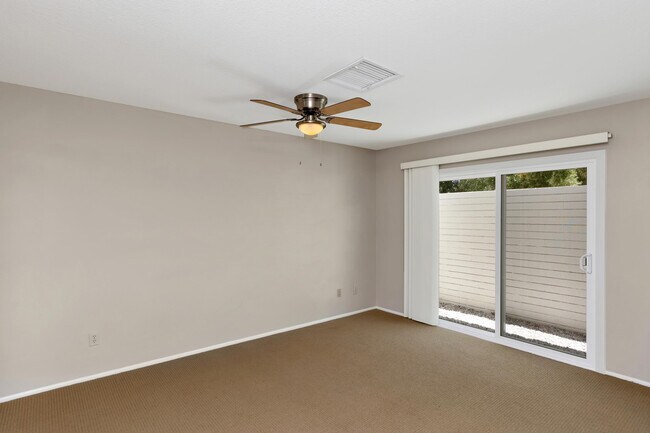 Building Photo - 72896 Tamarisk St