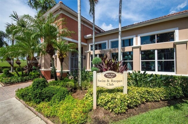 Building Photo - 1140 Cliffrose St