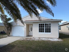 Building Photo - Welcome Home to The Woodlands: Your Dream ...