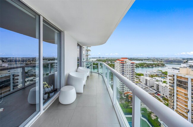 Building Photo - 6365 Collins Ave