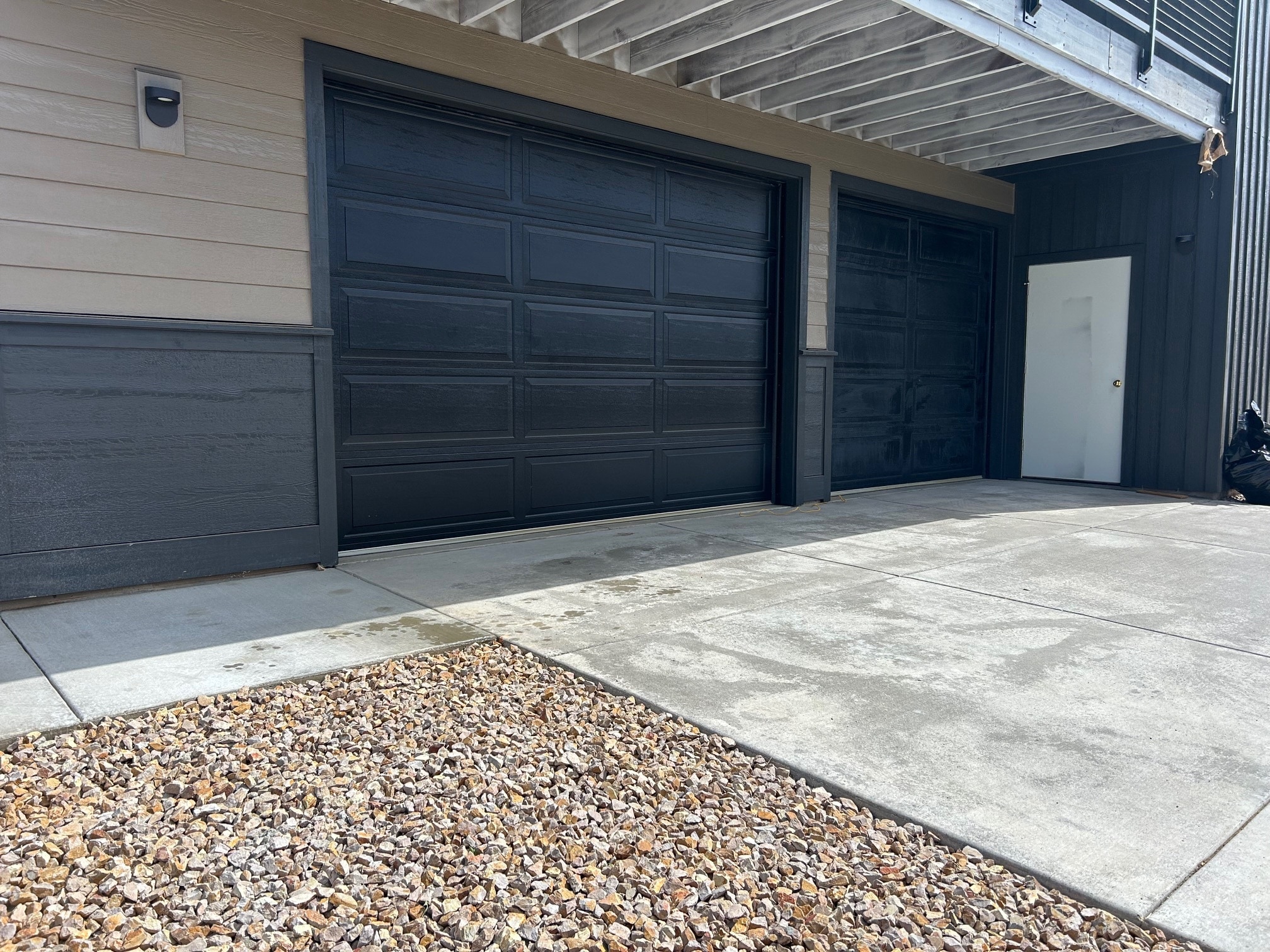 Building Photo - 1370 SW Obsidian Ave