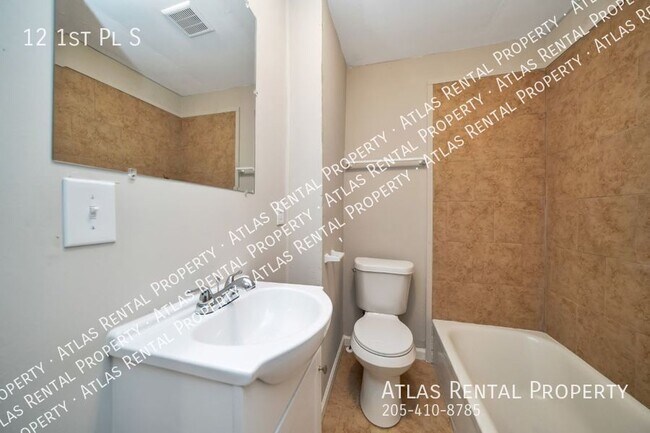 Building Photo - 12 1st Pl S