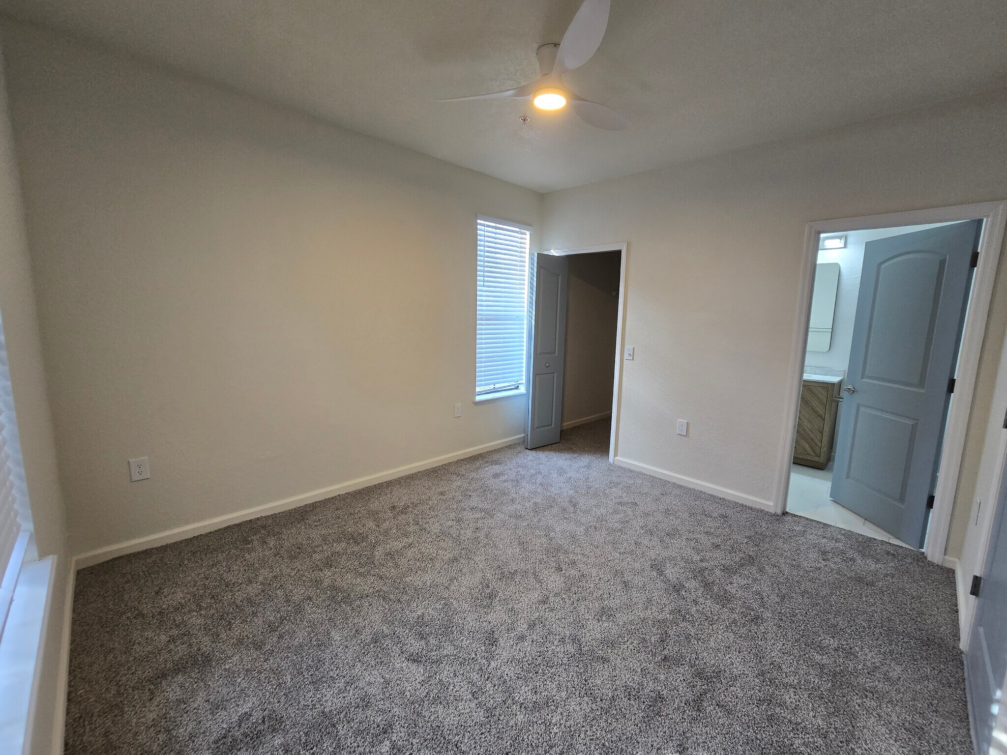 Building Photo - 6137 Metrowest Blvd