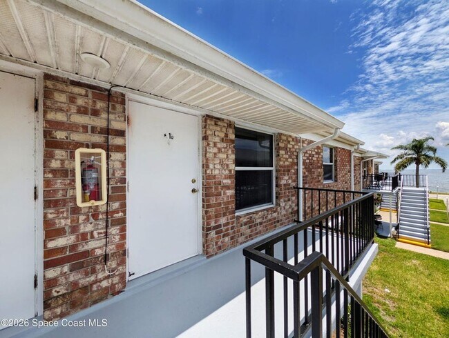 Building Photo - 190 E Olmstead Dr