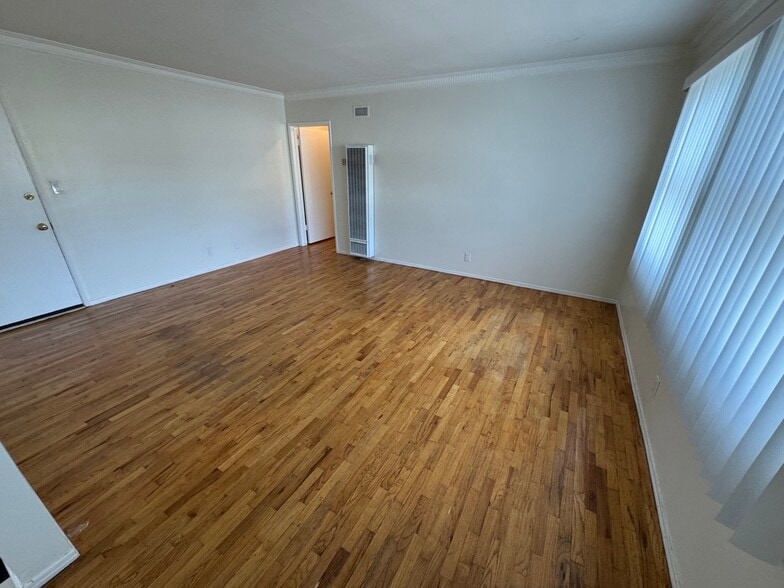 Building Photo - 1748 S Robertson Blvd