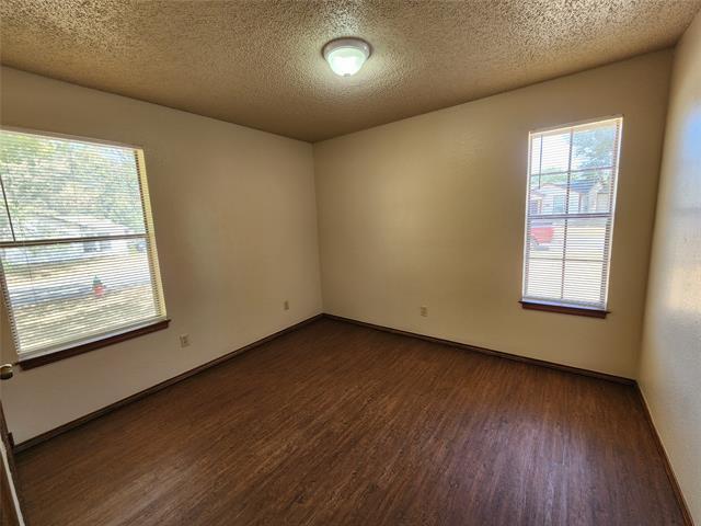 Building Photo - 3211 Eastridge Dr