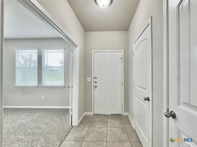 Building Photo - 308 Craters of the Moon Blvd