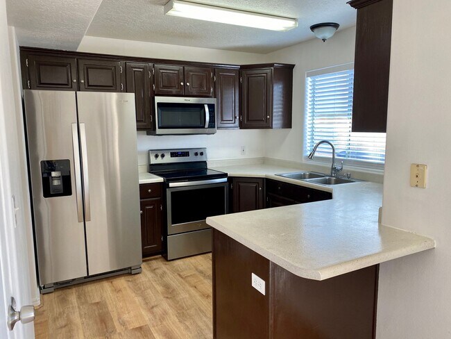 Building Photo - 1591 W 1170 N