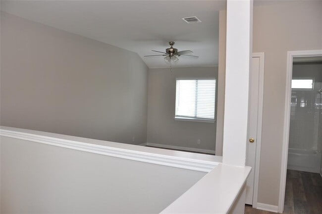 Building Photo - 272 Spillway Dr