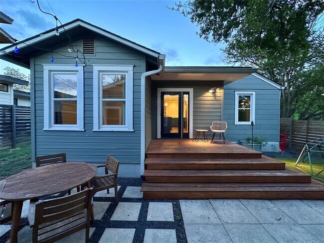 Building Photo - 4700 Sinclair Ave